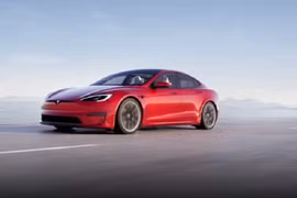 Tesla tuyển tài xế lái thử xe lương 426.000 - 1,136 triệu đồng/giờ