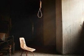 Nghi phạm chết trong tư thế treo cổ ở Trại Tạm giam Công an 