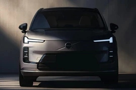XC70 hybrid sạc điện lộ diện - bước đi chiến lược của Volvo