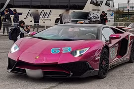 Siêu xe Lamborghini Aventador SV Roadster cuối cùng được sản xuất