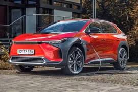 Toyota và Lexus sẽ sử dụng chuẩn sạc ôtô điện của Tesla từ 2025