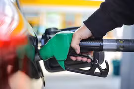 Giá xăng hôm nay 13/2 sẽ giảm bao nhiêu?