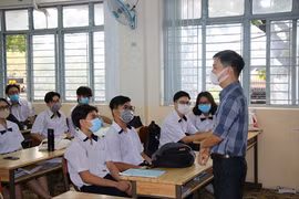 Học sinh TPHCM sẽ đến trường từ 11/10?