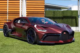 Bugatti Divo hơn 137 tỷ đồng màu đỏ Matte Red đẹp không tì vết