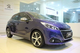 Peugeot 208 mới vừa ra mắt tại Việt Nam giá 895 triệu
