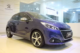 Peugeot 208 mới vừa ra mắt tại Việt Nam giá 895 triệu