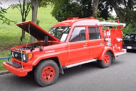 "Soi" xe Toyota Land Cruiser cứu hỏa tại Nhật Bản