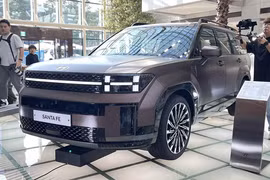 Cận cảnh Hyundai SantaFe 2024 vừa ra mắt 