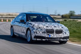 BMW 7 Series mới: “Siêu nhẹ, siêu hiện đại“