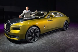 Rolls-Royce Spectre 2023 - coupe điện siêu sang cho các đại gia