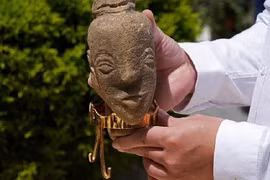 Bất ngờ đào được tác phẩm điêu khắc nữ thần quý giá 4.500 năm tuổi