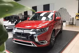 Mitsubishi Outlander đang được ưu đãi cao nhất tới 140 triệu đồng