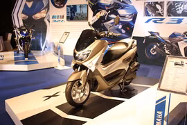 Cận cảnh xe tay ga hạng sang Yamaha NM-X tại Việt Nam