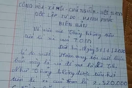Sợ mẹ 'cuỗm' tiền lì xì, cậu nhóc tung chiêu độc giữ tài sản