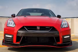 Nissan GT-R Nismo 2020 có gì mà giá tới hơn 4,6 tỷ đồng?