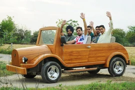 “Siêu xe” bằng gỗ tại Ấn Độ được tạo ra từ tay thợ mộc