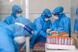 Gia đình 5 người ở Hà Nội mắc COVID-19, truy vết 401 người liên quan