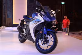 “Zoom chi tiết” sportbike Yamaha YZF-R3 vừa ra mắt tại VN