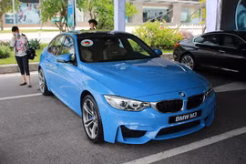 Siêu sedan BMW M3 màu Yas Marina Blue "độc nhất" Việt Nam