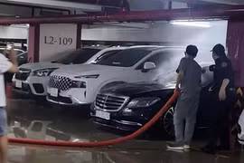 S450L hơn 5 tỷ bốc cháy, ca sĩ Duy Mạnh kiện Mercedes Việt Nam