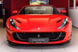 Ferrari 812 GTS thứ 3 giá bạc tỷ sắp cập bến Việt Nam