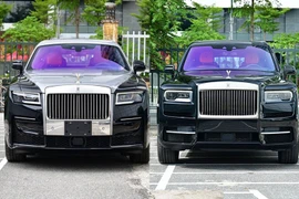 Cận cảnh cặp đôi xe siêu sang 80 tỷ độc đáo ở Hà Nội 