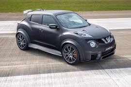 Sốc với “quái vật mini” Nissan Juke-R 2.0 600 mã lực