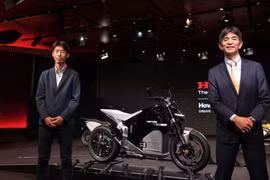 Honda chính thức "vén màn" môtô điện thể thao EV Fun