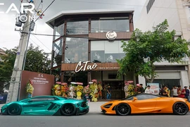 Chiêm ngưỡng dàn siêu xe trăm tỷ khai trương nhà hàng Cường Đô la