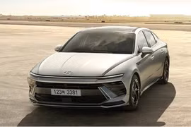 Ra mắt Hyundai Sonata 2025 từ 517 triệu đồng, đủ sức đấu Toyota Camry?