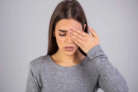 Các biện pháp chăm sóc mắt vào mùa hè