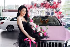 “Ngọc nữ bolero” Lily Chen 18 tháng tậu 4 xe Mercedes-Benz tiền tỷ