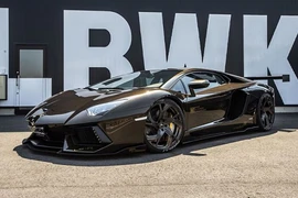Ngắm siêu phẩm Lamborghini Aventador Liberty Walk màu nâu