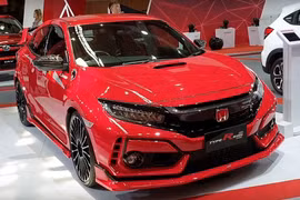 Honda Civic Type R "chất lừ" với bộ kit mới từ Mugen