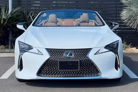 'Bắt quả tang' Lexus LC 500 Convertible hơn 10 tỷ tái xuất ở Việt Nam
