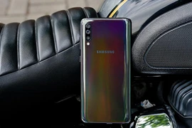 Những chiếc smartphone sở hữu pin lớn, sạc nhanh ấn tượng