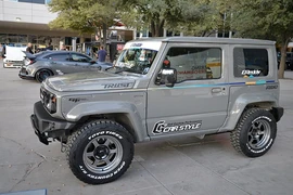 Bản độ Suzuki Jimny lột xác dữ dằn kèm động cơ tăng áp