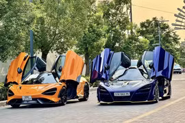 Cặp siêu xe McLaren hơn 50 tỷ bản giới hạn khoe dáng ở Sài Gòn