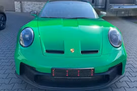 Porsche 911 GT3 mới tinh, rao bán rẻ hơn chính hãng nhiều tỷ đồng
