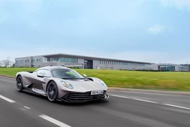 Aston Martin thử nghiệm siêu xe Valhalla mạnh 1.064 mã lực 