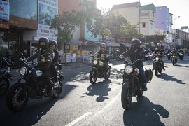 Hàng trăm môtô phân khối lớn Ducati “đại náo” Sài Gòn