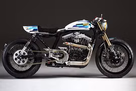 Harley Sportster 883 biến hình xe đua drag “mông bự” 