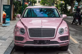 Bentley Bentayga Pink độc nhất Việt Nam sau 3 năm, lỗ 17 tỷ đồng?
