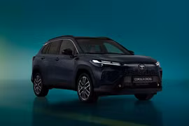 Toyota Corolla Cross 2026 ra mắt - "lột xác” với thiết kế mới