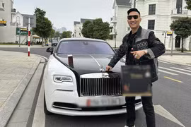 Huấn hoa hồng rao bán Rolls-Royce Wraith tiền tỷ chỉ sau hơn 1 năm 