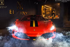 Cận cảnh siêu xe độc nhất thế giới Ferrari F8 Tributo Modena Italy 