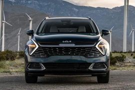 Xem Kia Sportage Hybrid 2024 từ 730 triệu đồng 