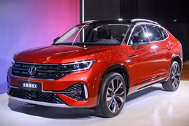 Cận cảnh Volkswagen Tayron 2023 có giá từ 727 triệu đồng ở Trung Quốc 