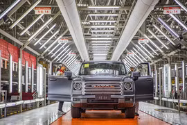 Haval H9 đẹp như Toyota Land Cruiser xuất xường, sắp về Việt Nam