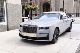 Rolls-Royce Ghost có cabin quá yên tĩnh... khiến các đại gia phàn nàn
